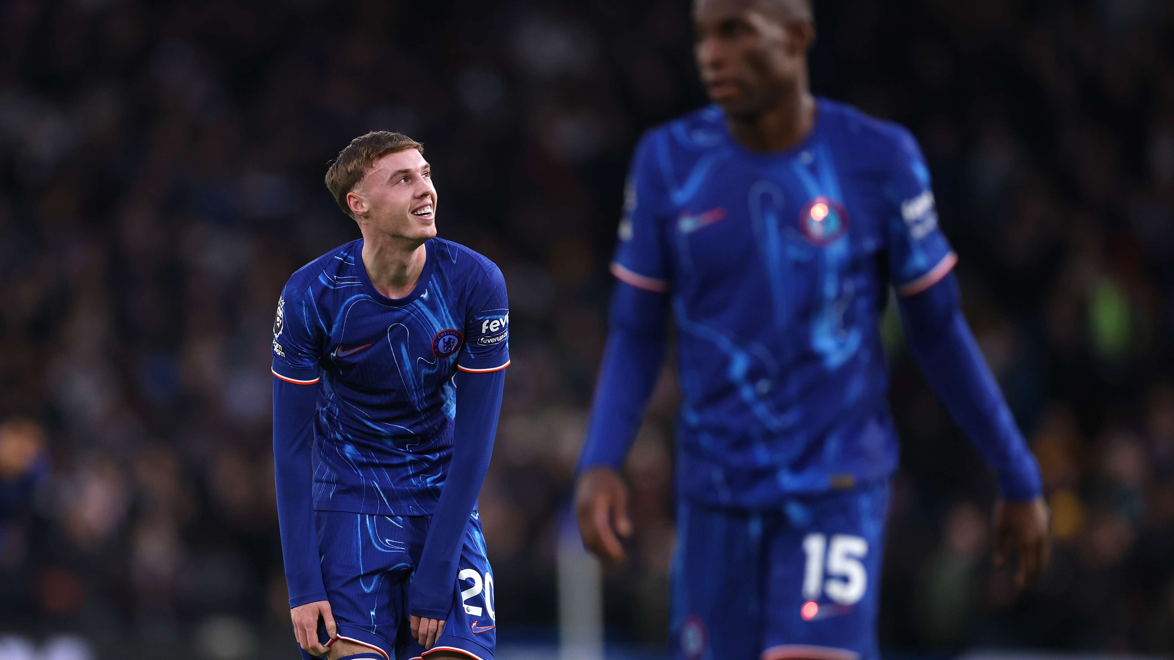 力图稳住球 力图稳住球