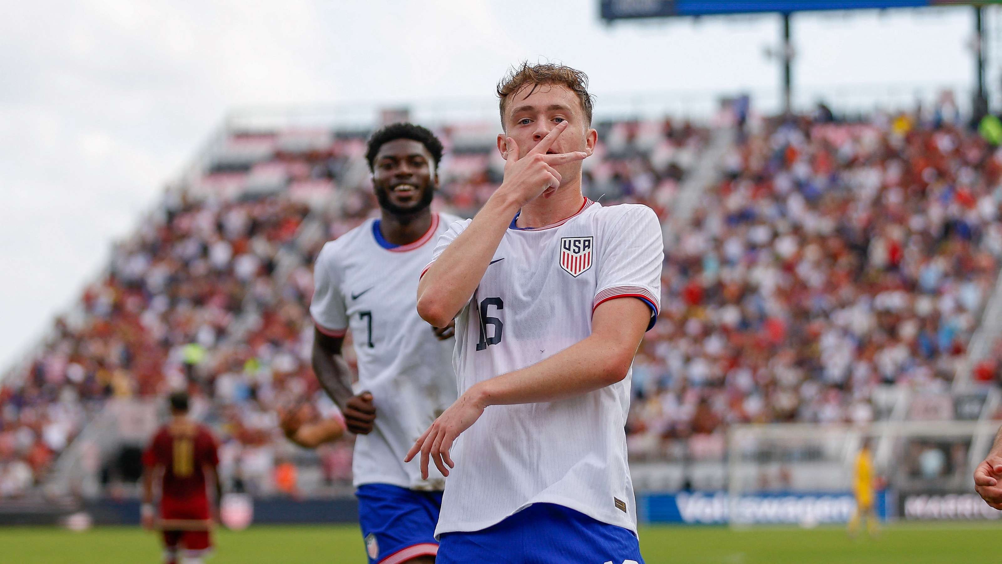 他的表现尤 他的表现尤