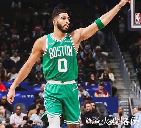 马克西33+12力压塔图姆32+15，76人险胜绿军收获2连败